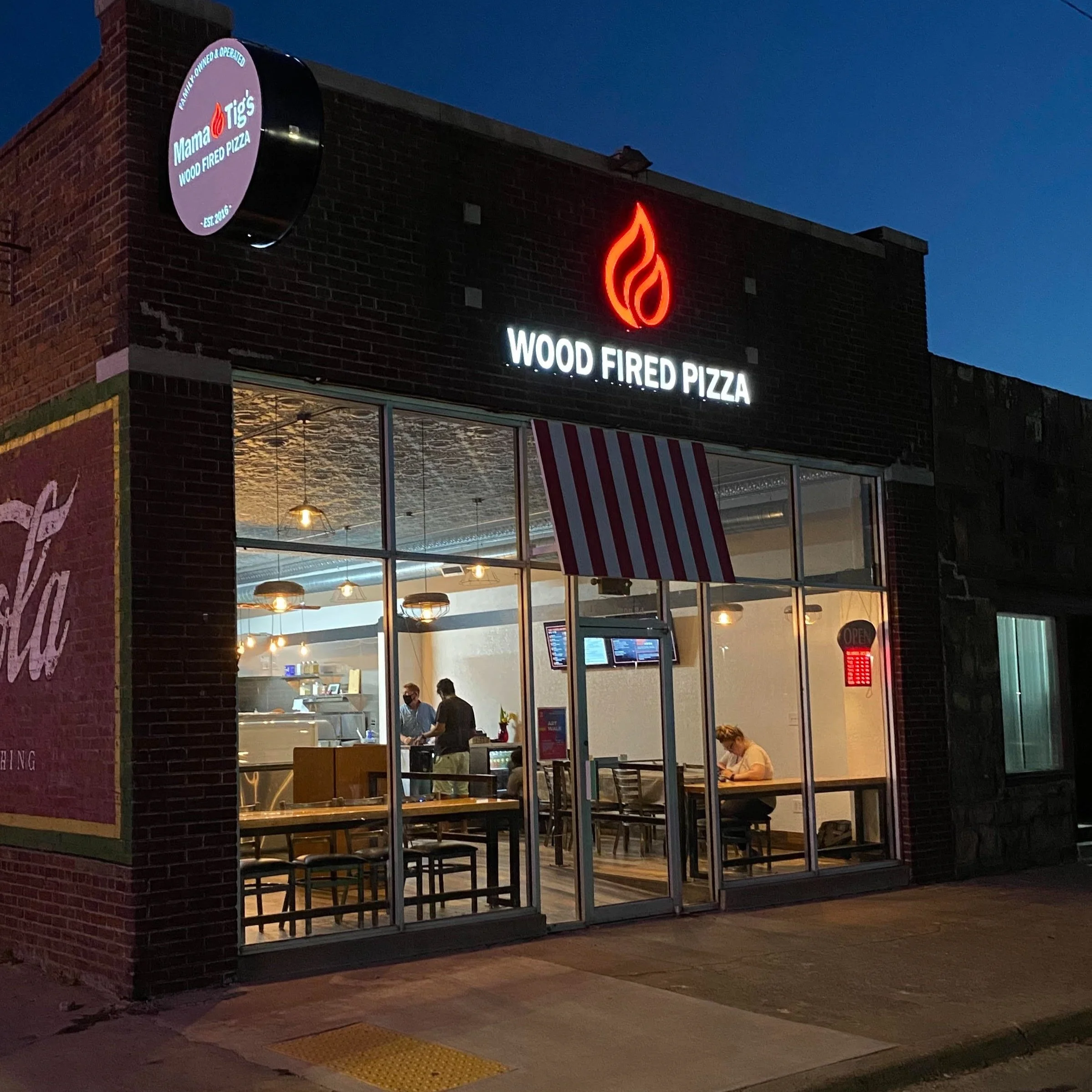 Mama Tigs Wood Fired Pizza serving Oklahoma, McIntosh County